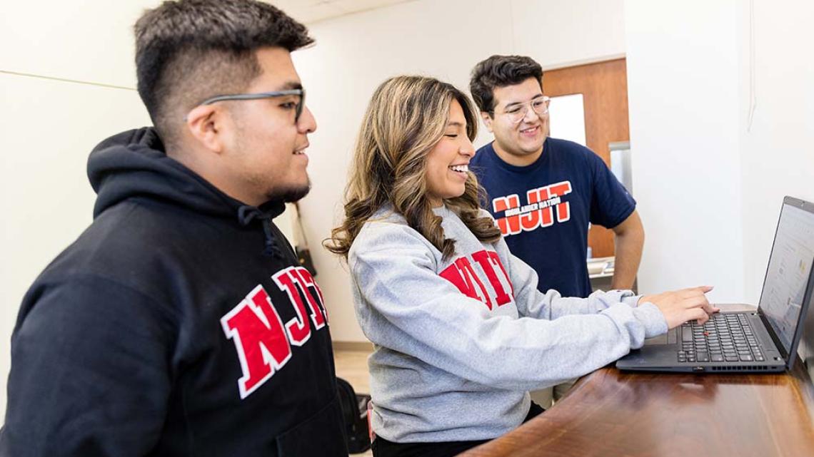 Should I Go to Grad School? 5 Signs You're Ready